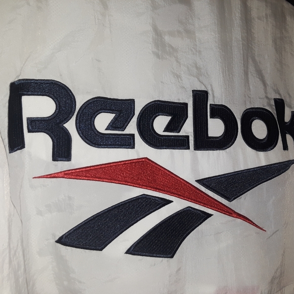 *NWT* Reebok track jacket - Picture 8 of 8